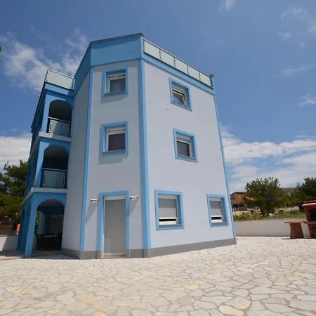 Apartamento Apartments With A Parking Space Vir - 18553